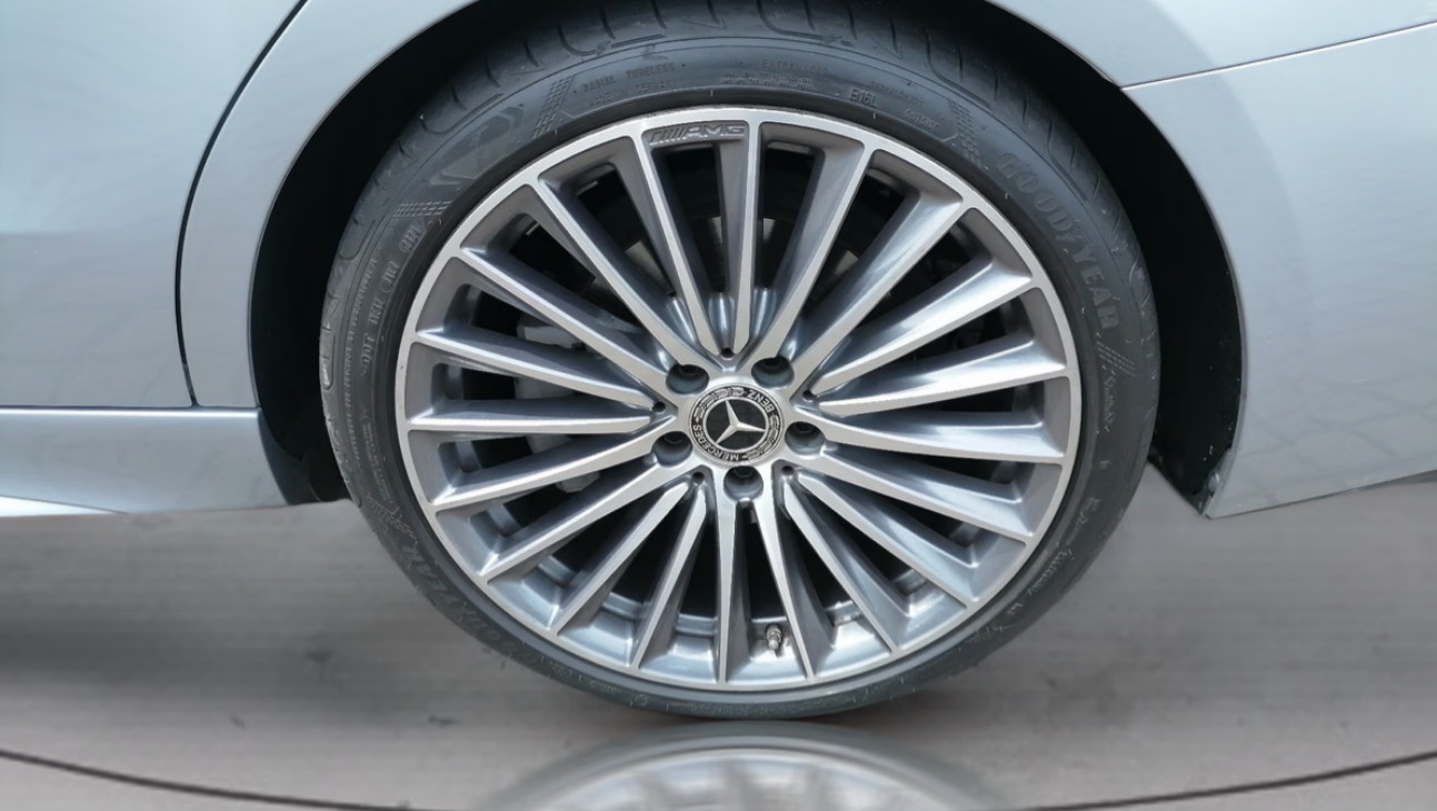 Mercedes-Benz C220 2022 (10)