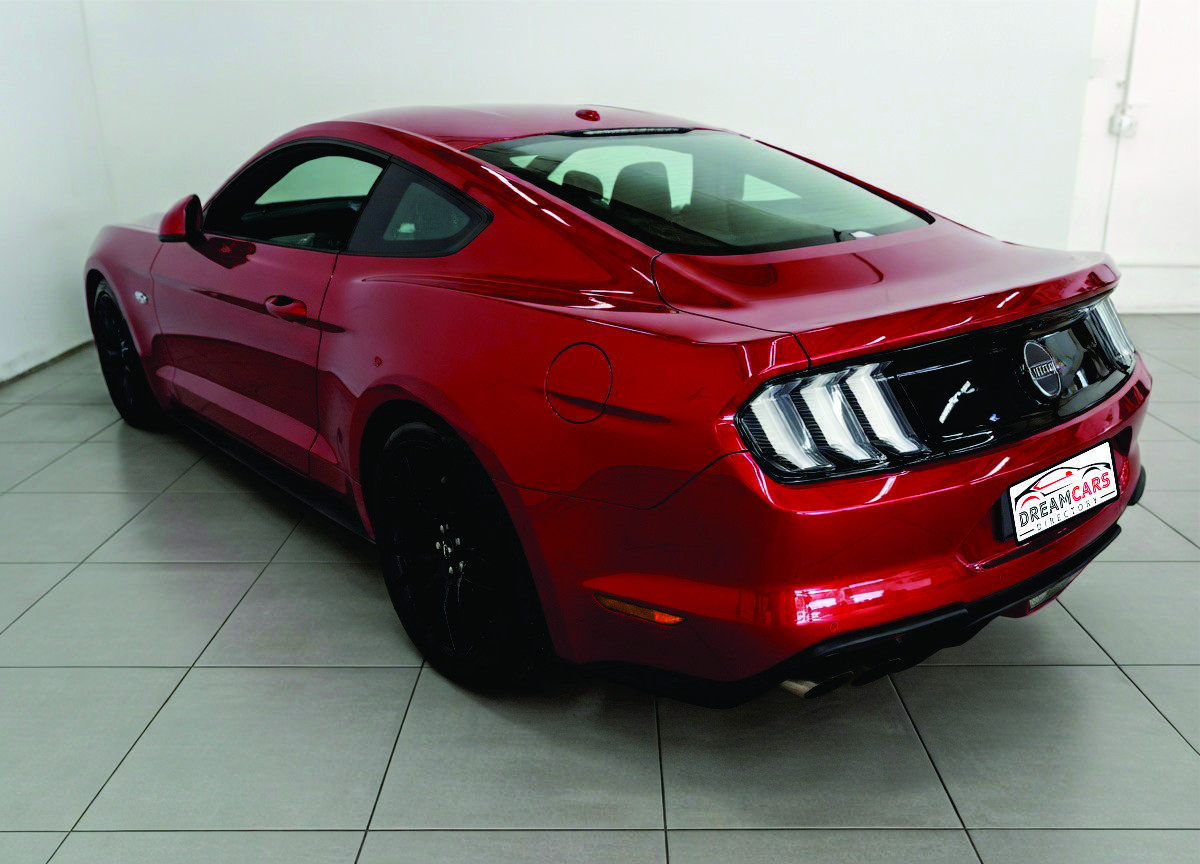 Ford Mustang GT 2021 (2)
