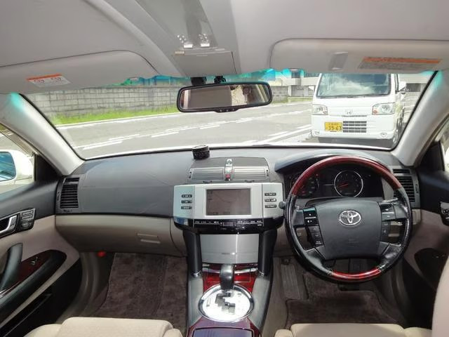 Toyota Mark X 2005 (8)