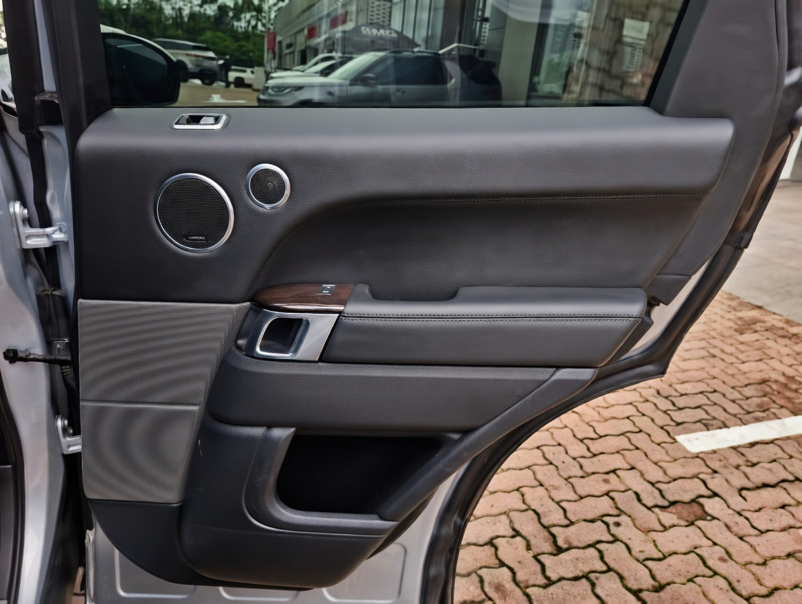 Land Rover Range Rover Sport 2021 (8)