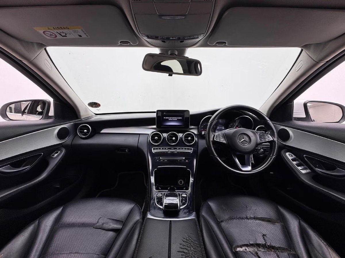 Mercedes-Benz C180 2014 (7)