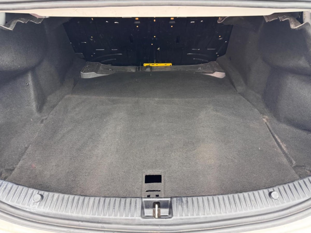 Mercedes-Benz C180 2014 (9)