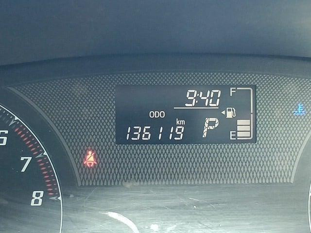 Toyota Sienta 2015 (6)