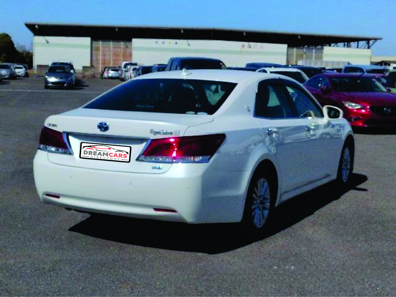 Toyota Crown Royal Saloon 2015 (2)