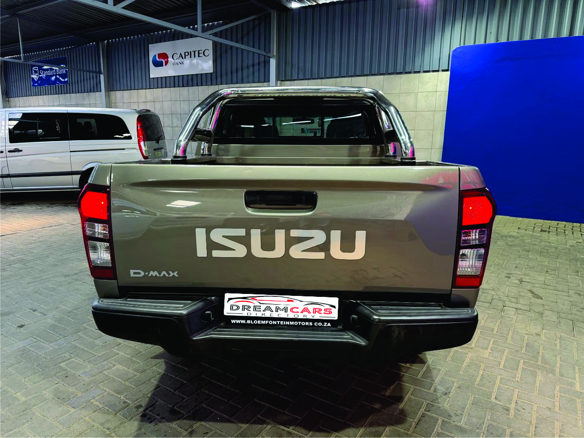 Isuzu D-Max 2019 (2)