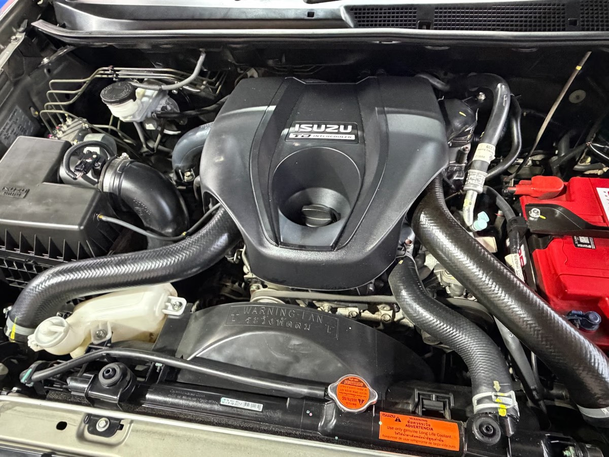 Isuzu D-Max 2019 (5)