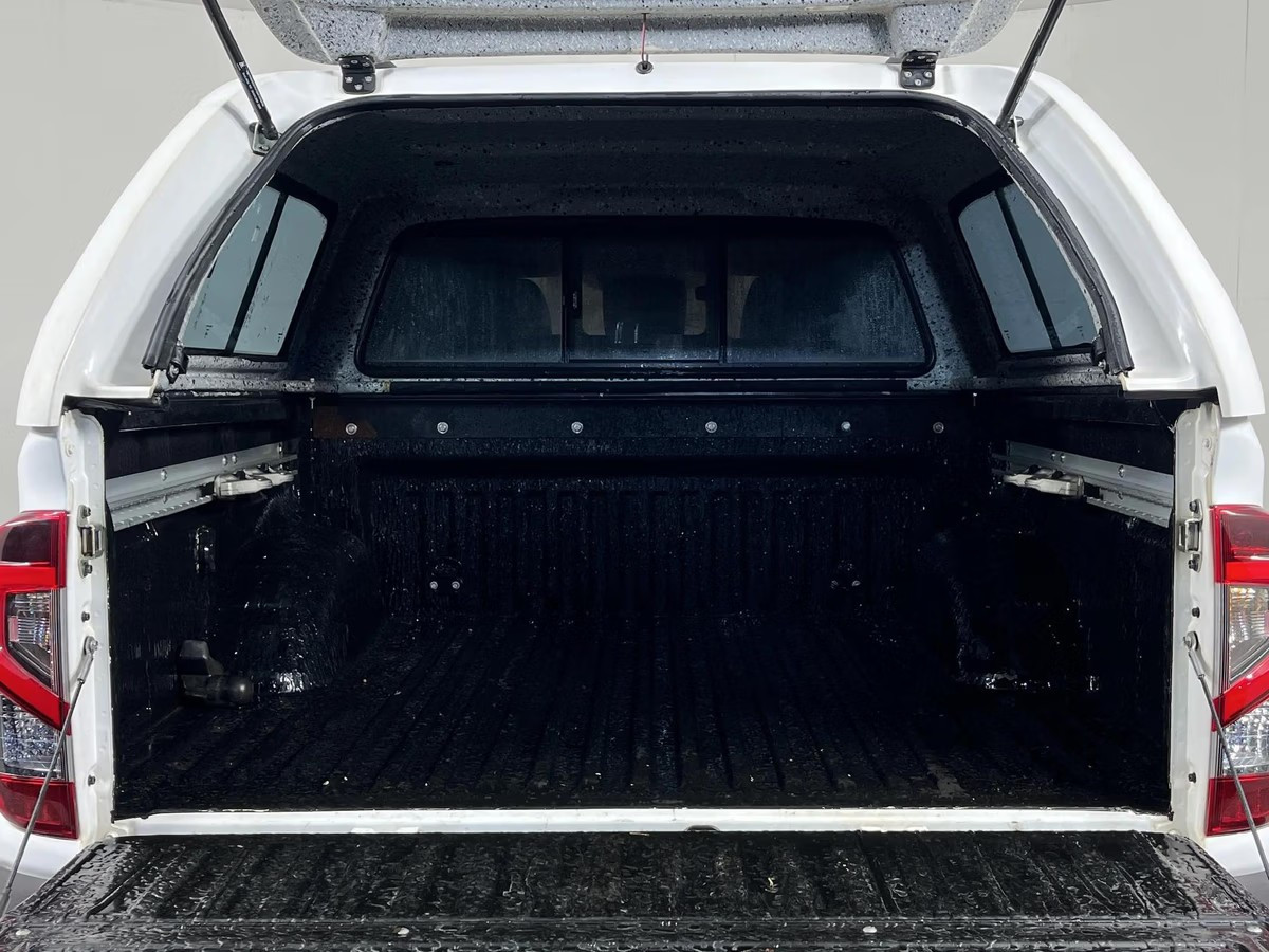 Nissan Navara 2022 (5)