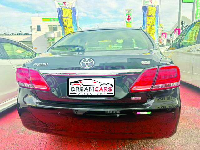 Toyota Premio 2016 (2)