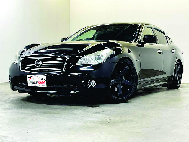 Nissan Fuga 2012