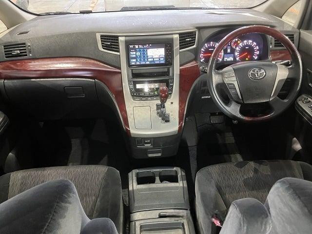 Toyota Alphard 2008 (5)