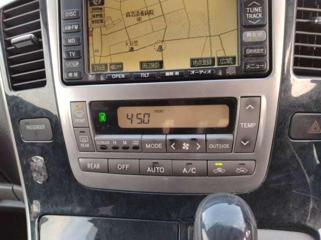 Toyota Alphard V 2002 (8)