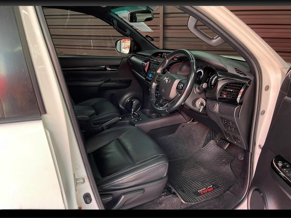 Toyota Hilux 2018 (5)