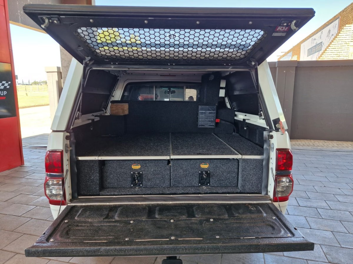 Toyota Hilux 2015 (4)